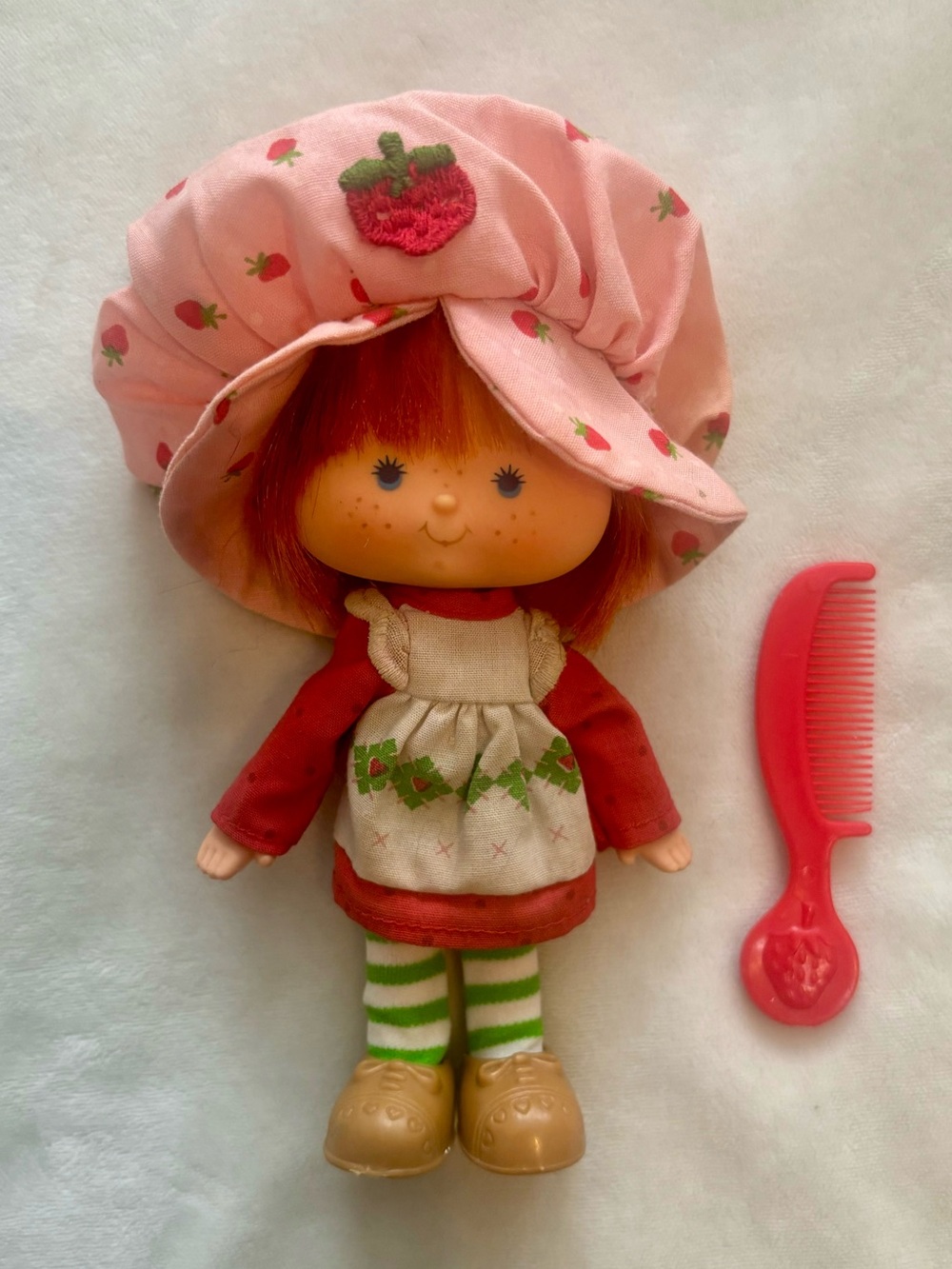 Strawberry Shortcake Vintage 1979 1st Edition Flat Hands